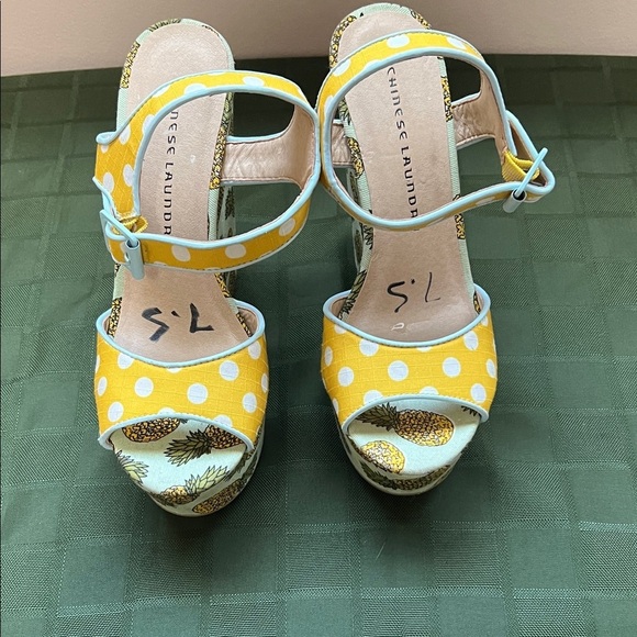 Chinese Laundry Yellow Polka Dot Pineapple Wedges - Picture 2 of 10